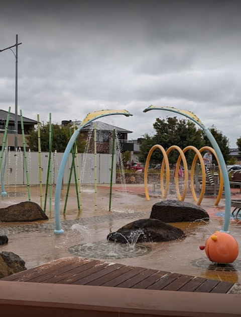 Riverwalk & Crocodile Splash Parks