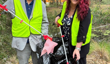 people picking up litter